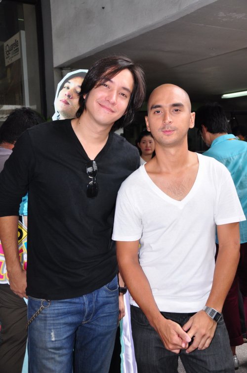 แร็พเตอร์ รูปภาพ ประวัติ | ChordCafe